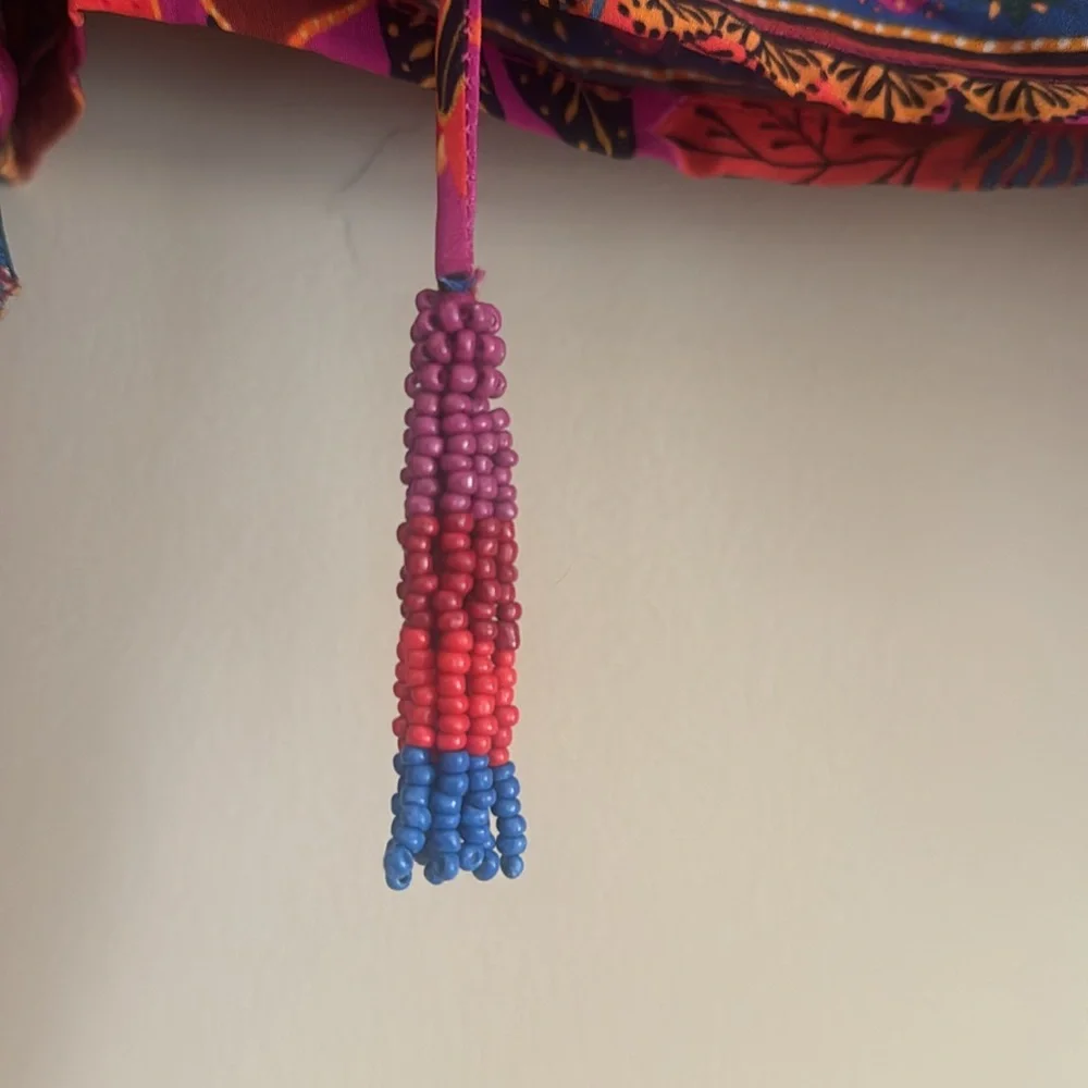 FARM RIO Tropical Tapestry Ruffled Blouse, size XS. - Picture 3 of 5